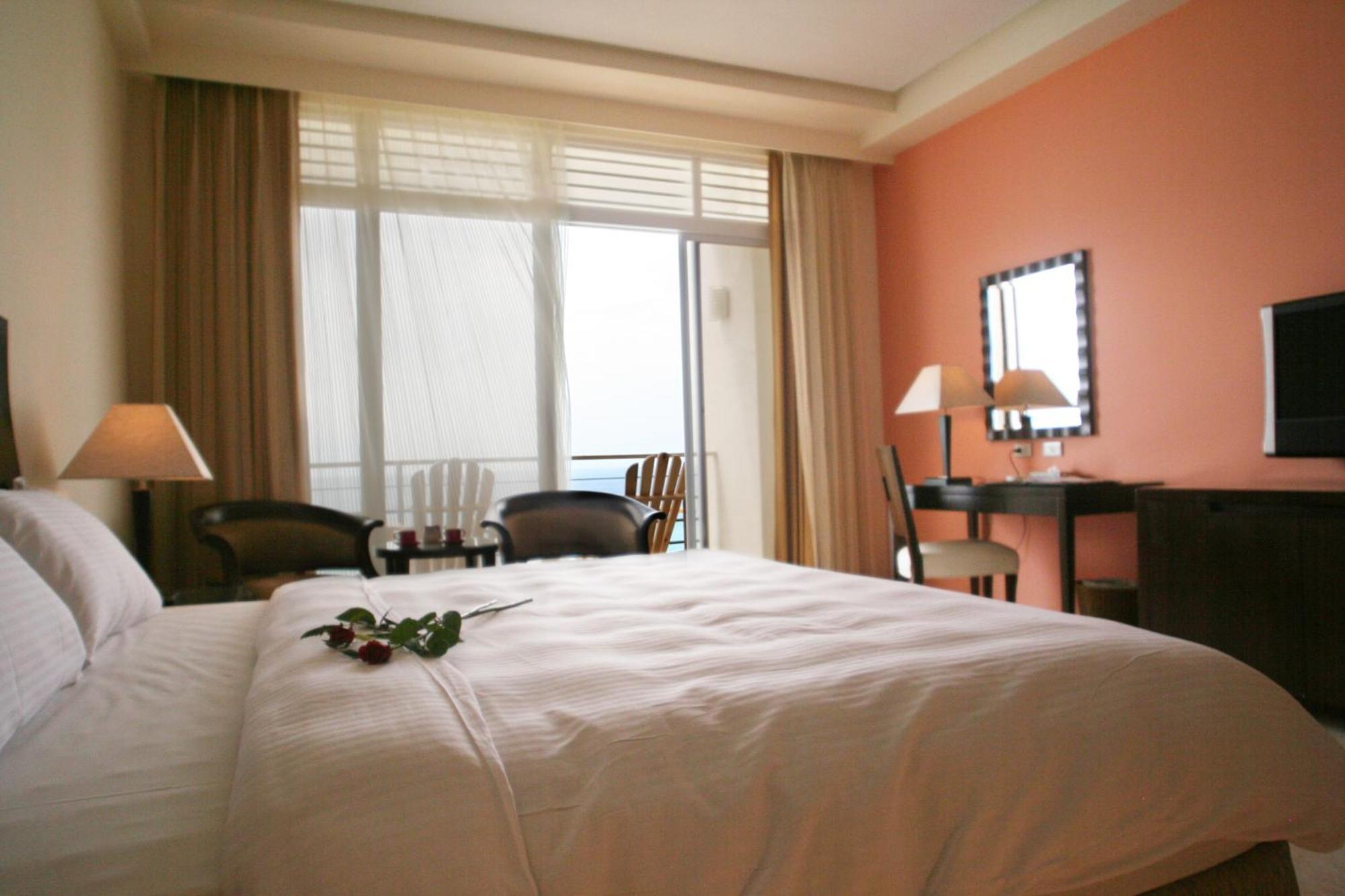 Chateau Beach Resort Kenting Chambre photo A bedroom