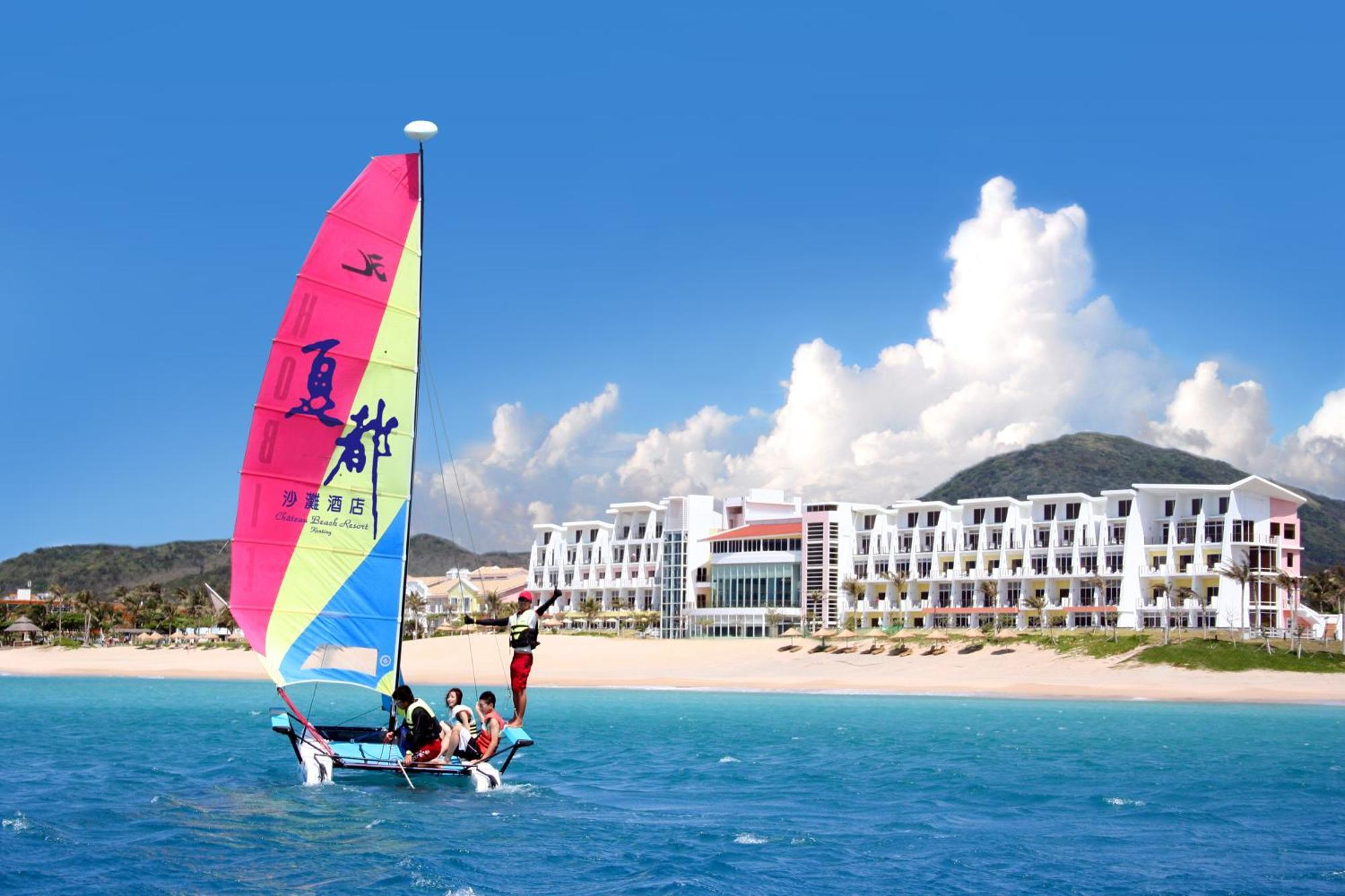 Chateau Beach Resort Kenting Extérieur photo Sanya Bay