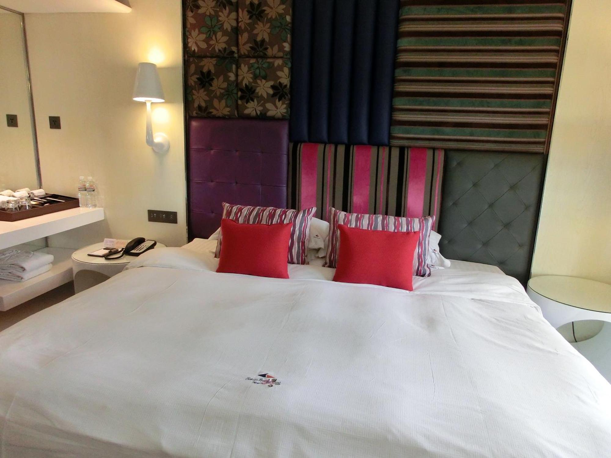 Chateau Beach Resort Kenting Extérieur photo A bedroom at the hotel
