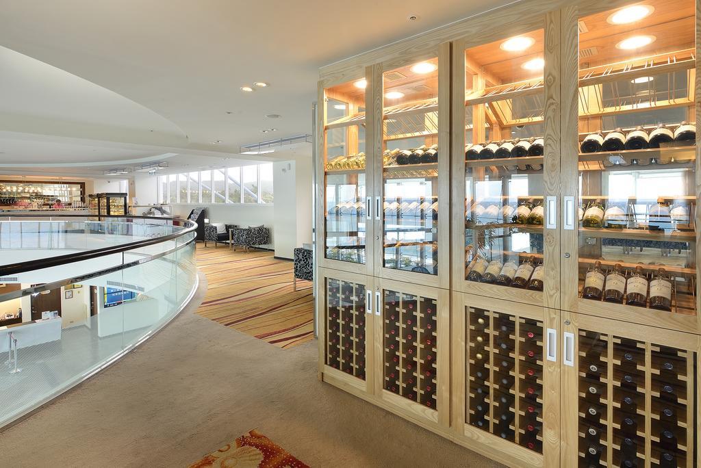 Chateau Beach Resort Kenting Extérieur photo Wine lockers at the airport