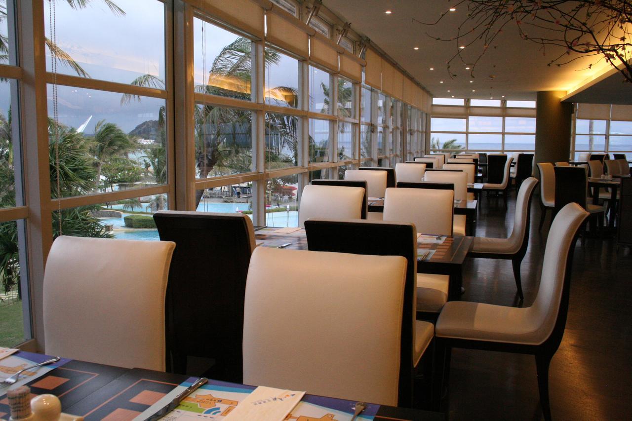 Chateau Beach Resort Kenting Extérieur photo The restaurant